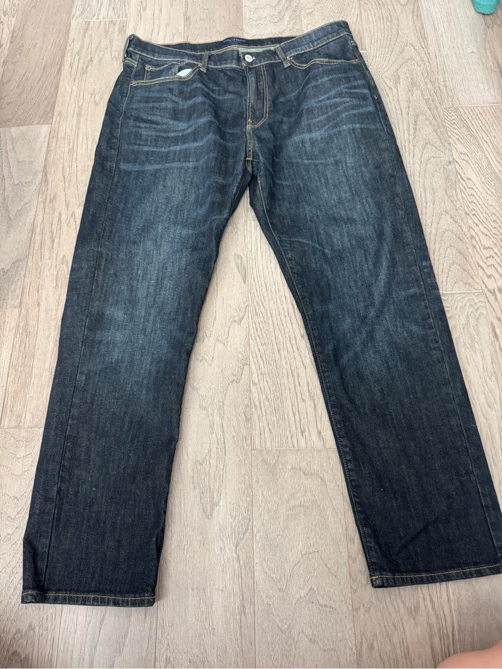 Lucky brand Men's Dark Blue Straight-Leg Jeans - Classic Denim